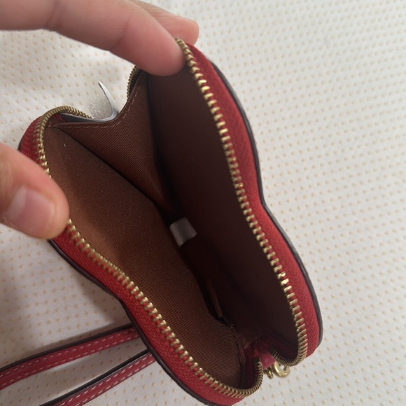 COACH wristlet - Picture 4 of 5